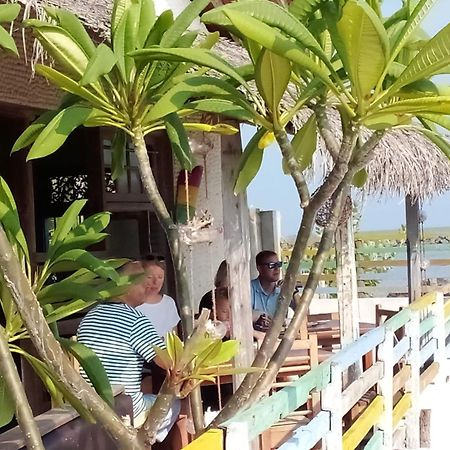 Red Coral Kitesurfing Resort Kalpitiya Exterior foto