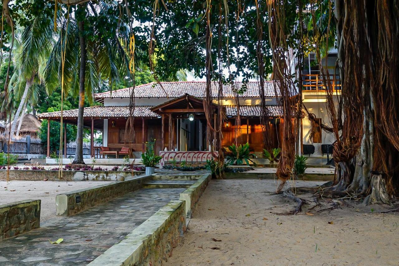 Red Coral Kitesurfing Resort Kalpitiya Exterior foto