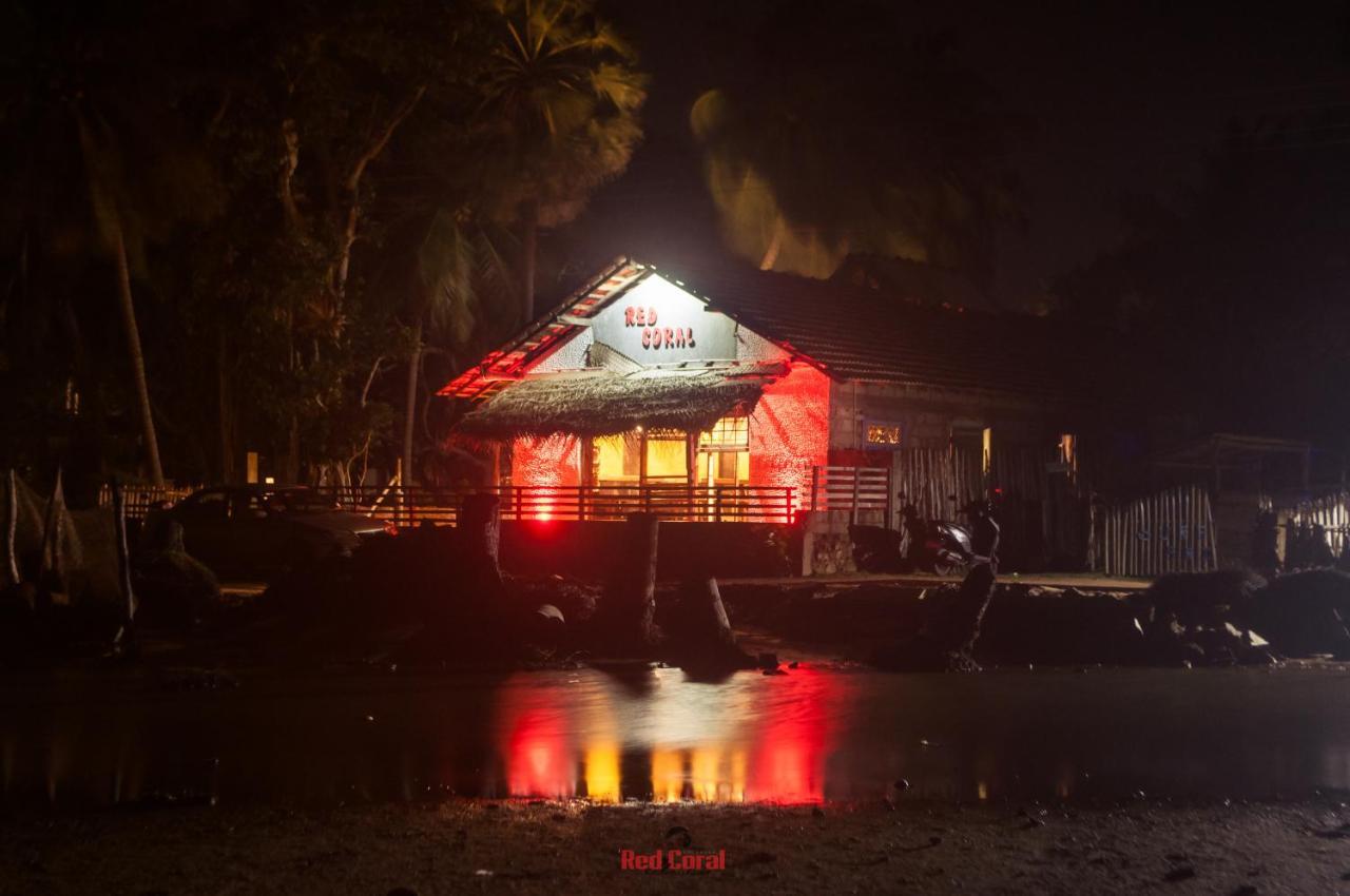 Red Coral Kitesurfing Resort Kalpitiya Exterior foto