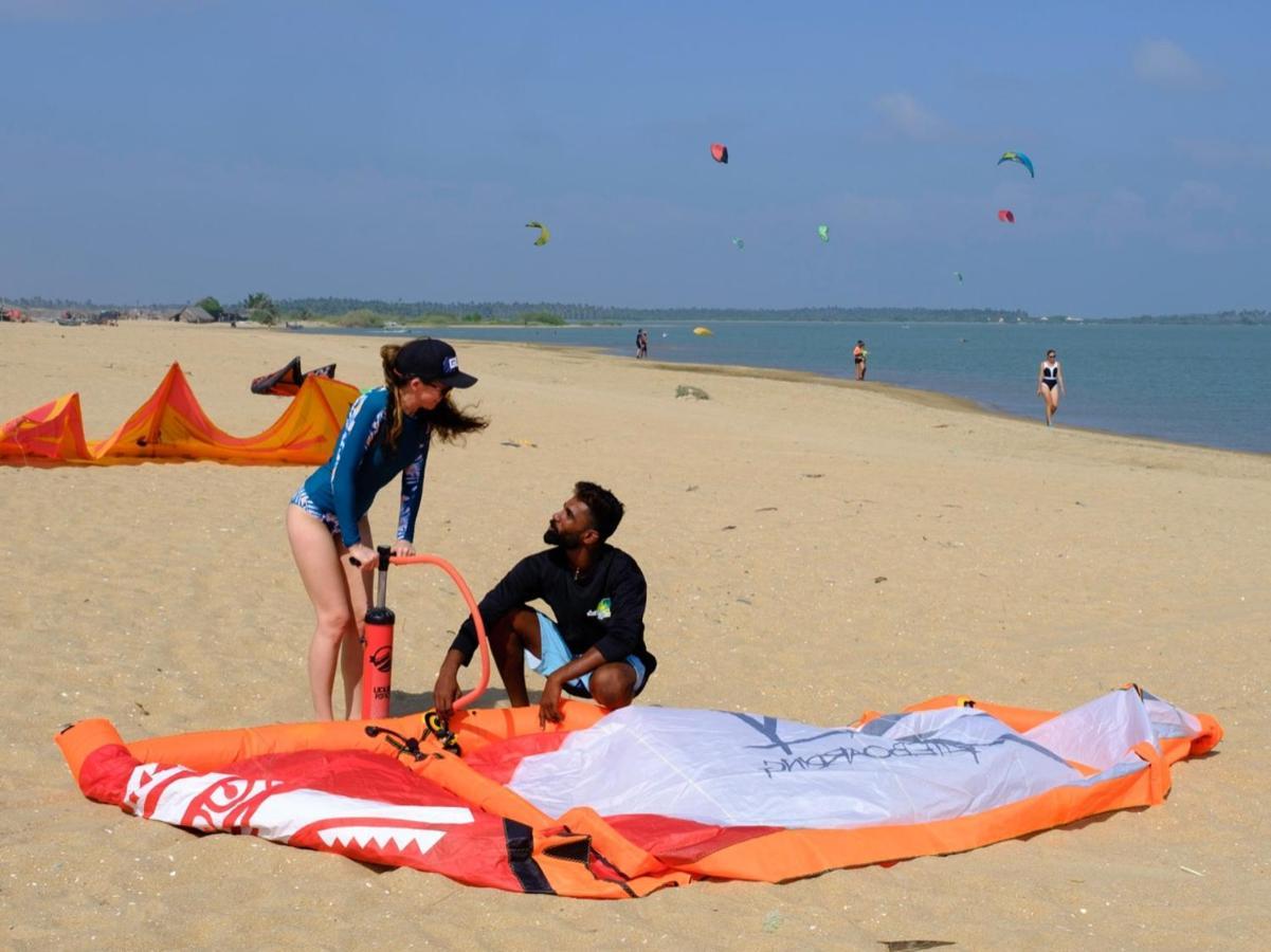 Red Coral Kitesurfing Resort Kalpitiya Exterior foto