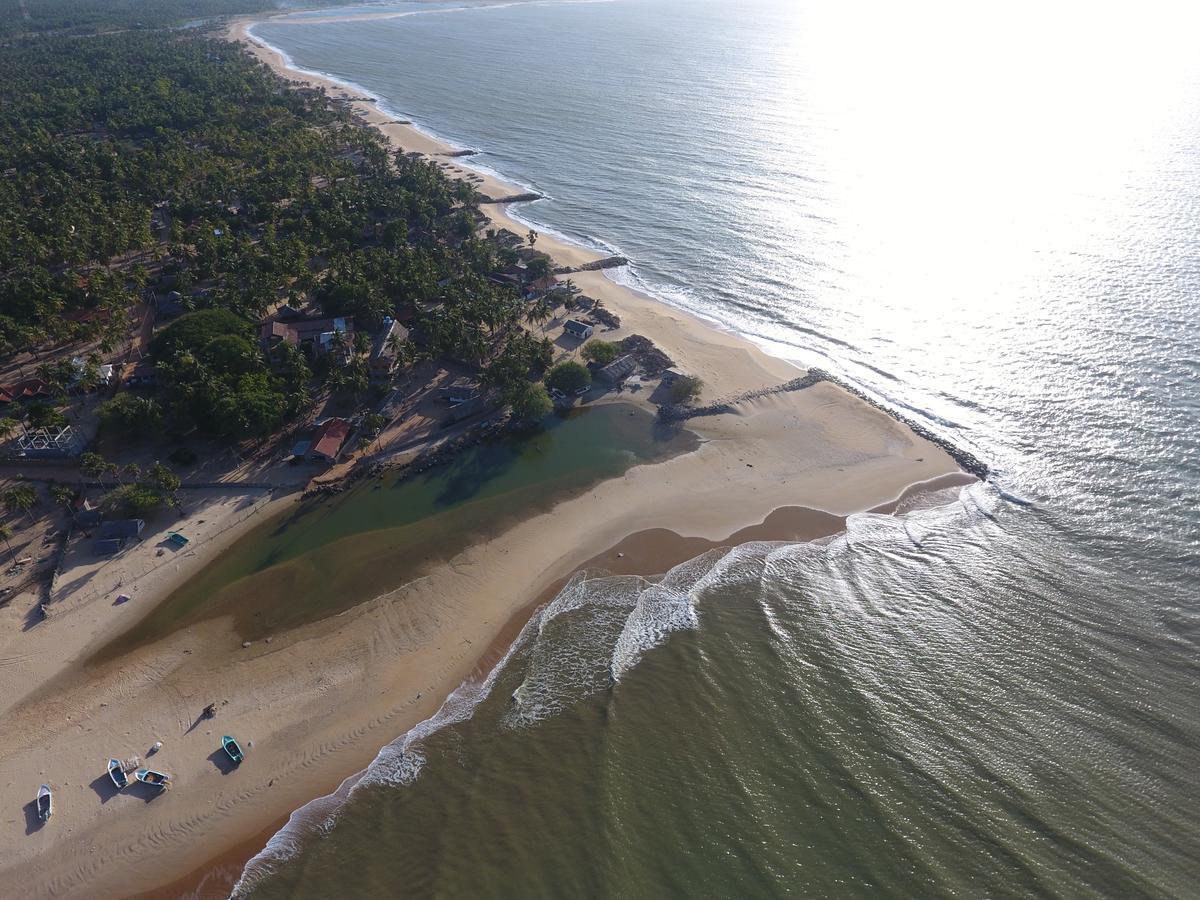 Red Coral Kitesurfing Resort Kalpitiya Exterior foto