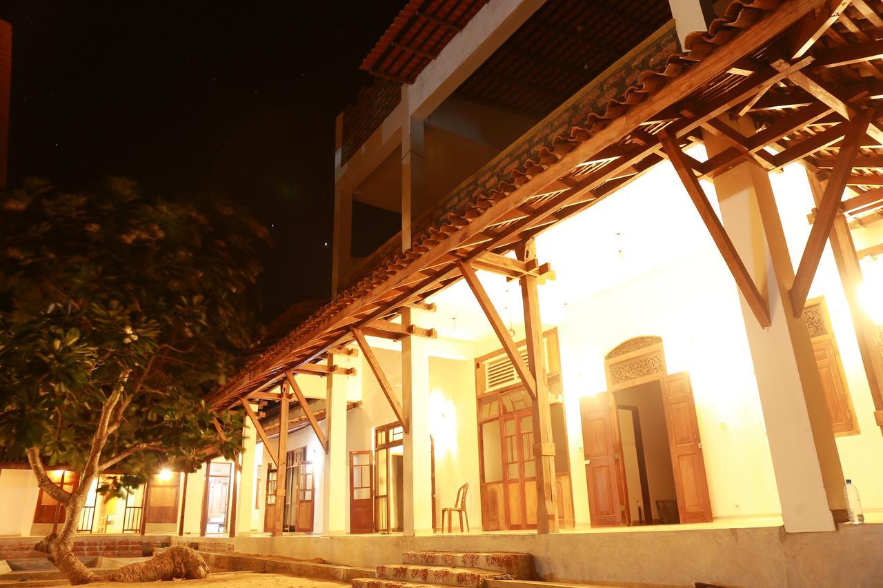 Red Coral Kitesurfing Resort Kalpitiya Exterior foto
